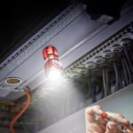 Warsun 3*SST20 1200LM IPX5 Waterpoof Outdoor LED Flashlight 900mAH XPG Light Source Rotatable LED Lamp Rechargeable 18350 Battery Powered Portable Mini LED Torch Color Red